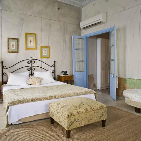 Tashmahal Han/Misafirhane Alaçatı