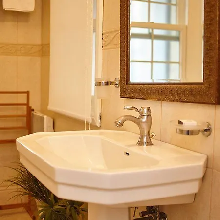 אורחן Tashmahal 3*