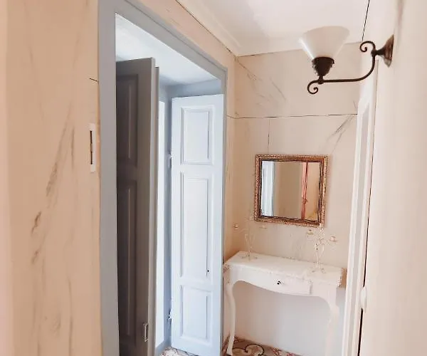 Mini-hôtel Tashmahal 3*