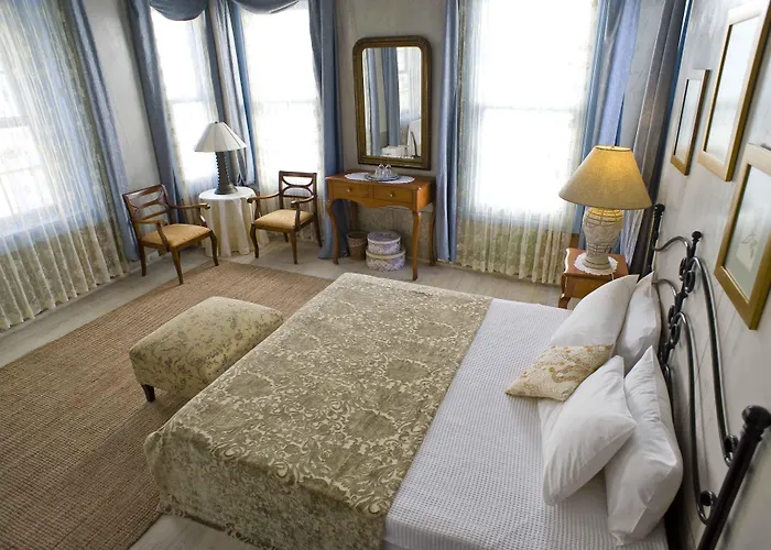 Mini-hôtel Tashmahal 3*