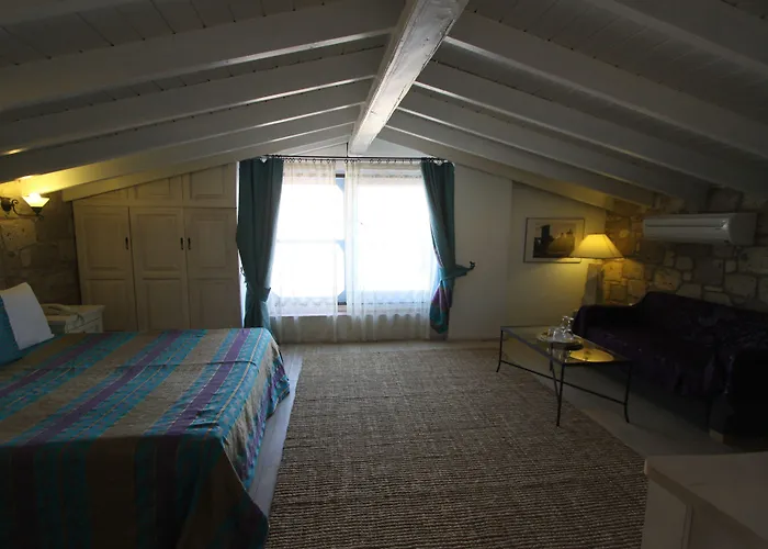 Mini-hôtel Tashmahal 3*