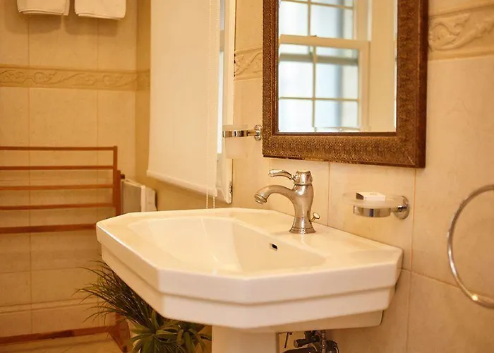 Mini-hôtel Tashmahal 3*